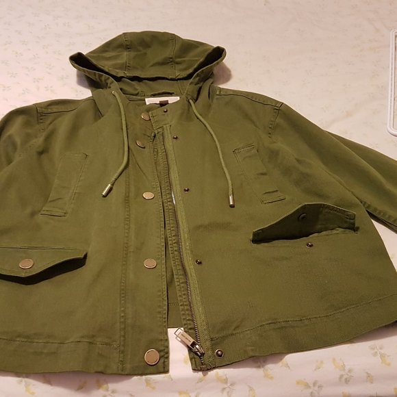 Jacket - Picture 1 of 4